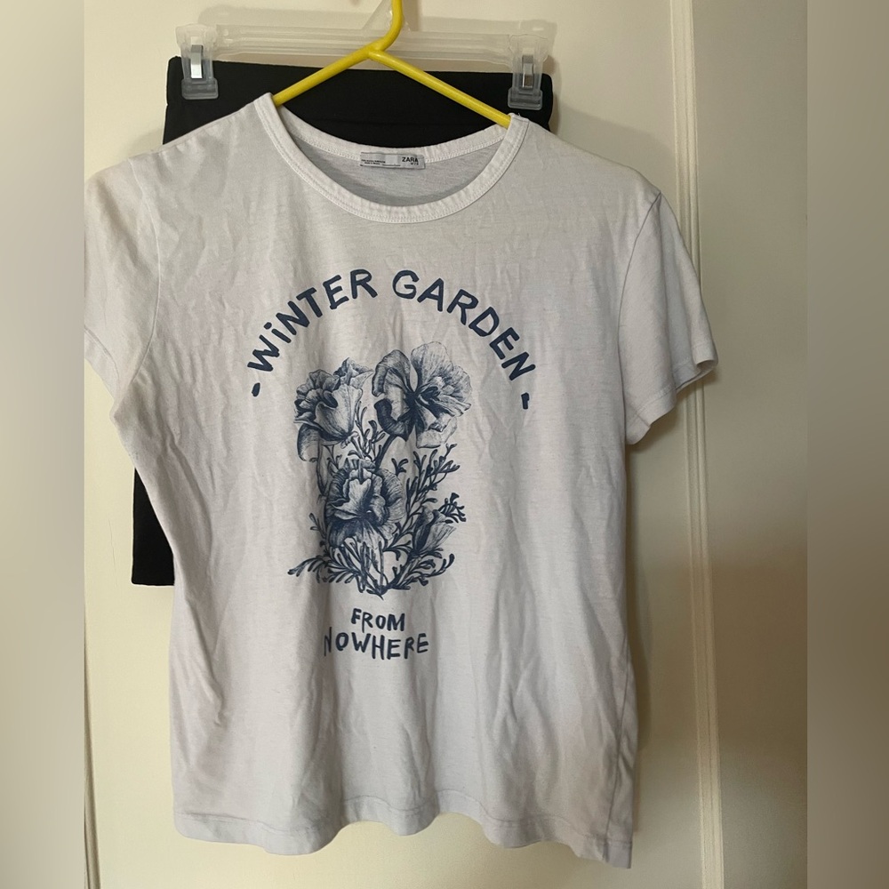 Women's Zara T shirt